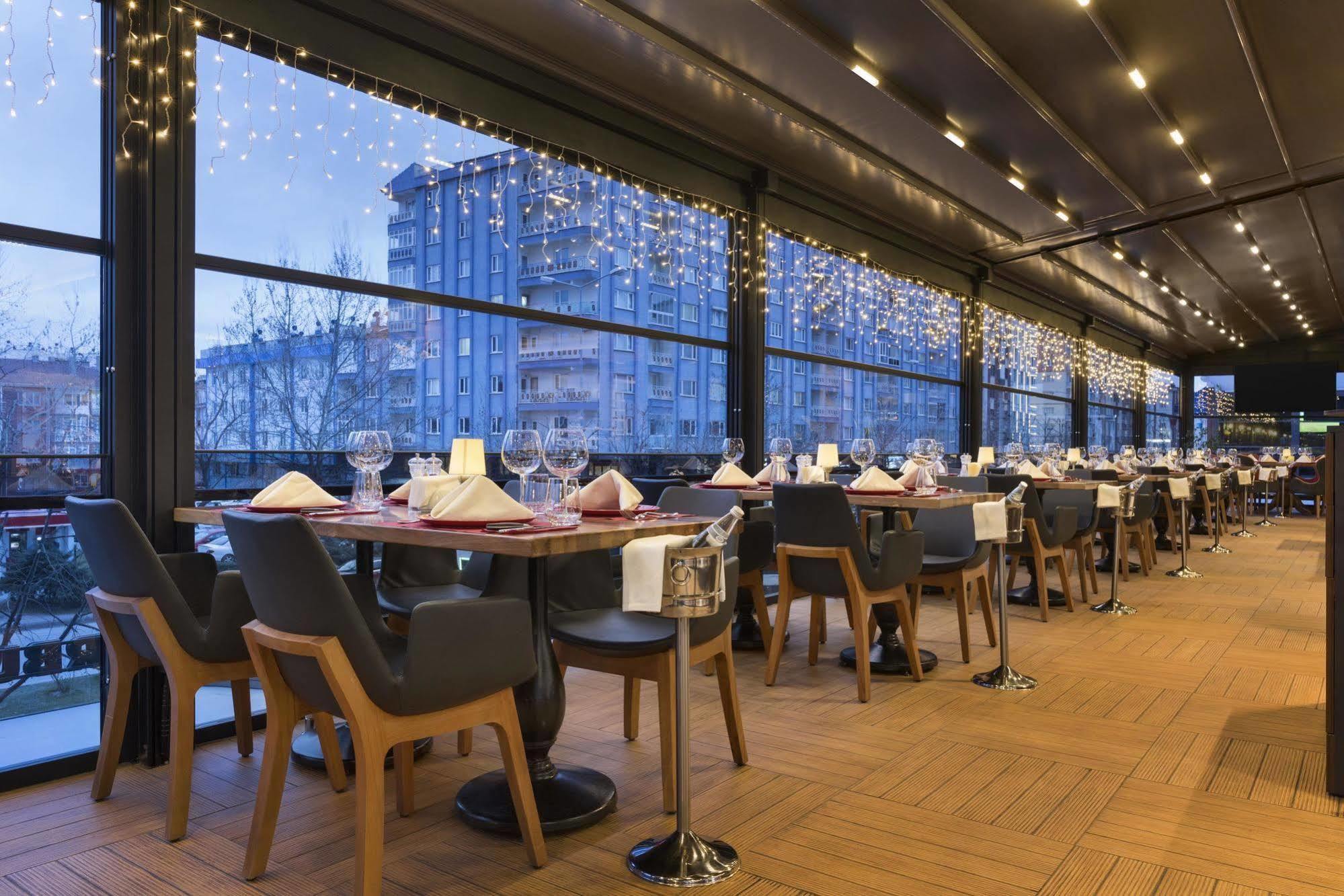 Ramada Encore Эскишехир Экстерьер фото